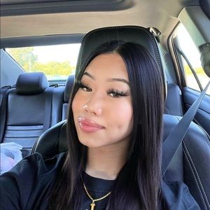 Meet your Posher, Lina